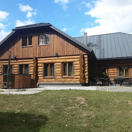 Feriehus Ojaperve Peo -ja Puhkemaja *