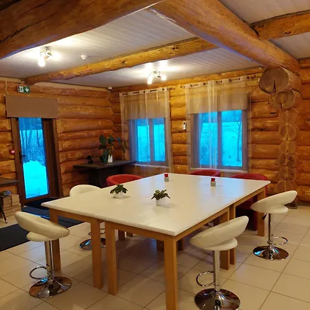 Ojaperve Peo -ja Puhkemaja Feriehus