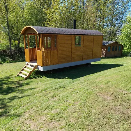 Feriehus Ojaperve Peo -ja Puhkemaja Rõuge