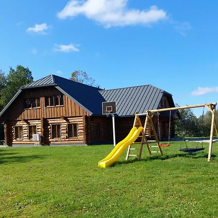 Ojaperve Peo -ja Puhkemaja Holiday home Rouge